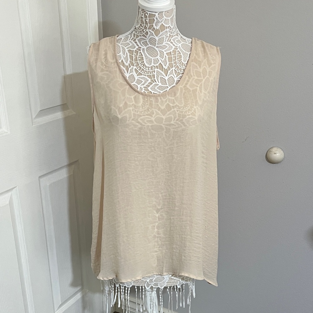 Melissa McCarthy Cream Tank Top